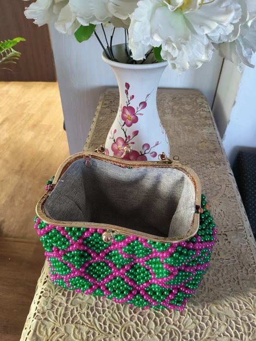 Продается стильная сумка.