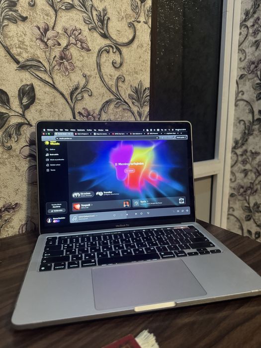 Macbook Pro M2 2022