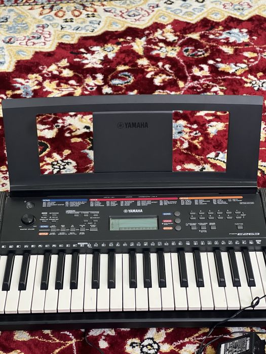 Синтезатор YAMAHA