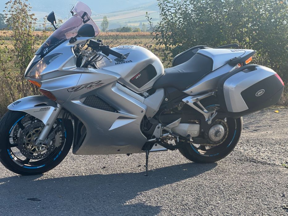 Honda Vfr800Vtec cu ABS