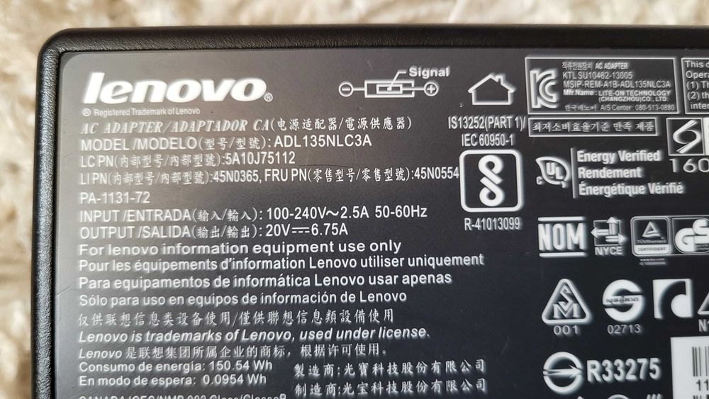 LENOVO 135W Incarcator AC Adaptor 20V-6.75A mufa usb cu pin central