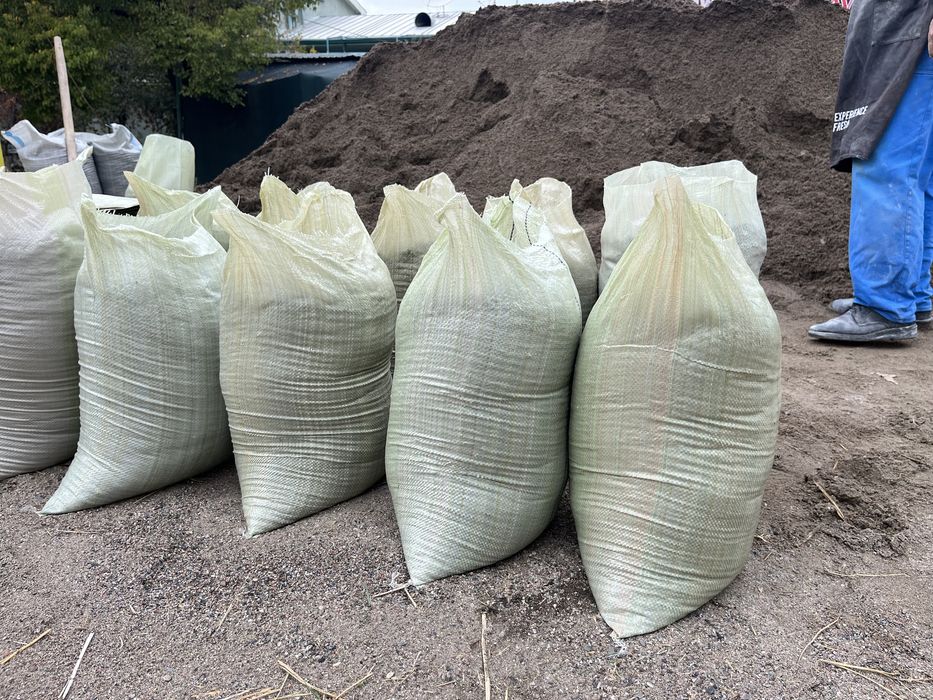 Песок Кленец Шебен в мешках Qum Klenes Sheben тупрок земля  qopda