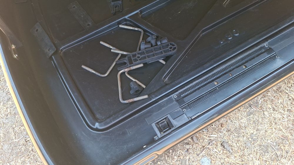 Автобокс THULE  178/88/40 450 литра