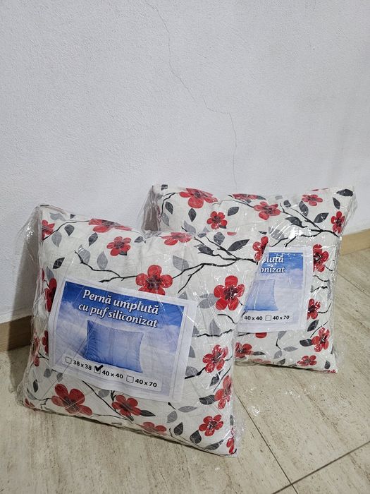 Set 2 perne 40x40 cm – Noi cu etichetă | Moi, pufoase | Livrare OLX