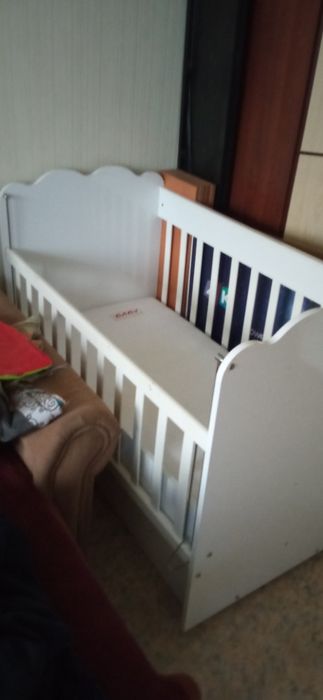 Манеж детский маятник