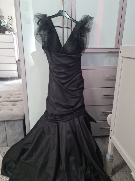 Rochie cu trena detașabilă