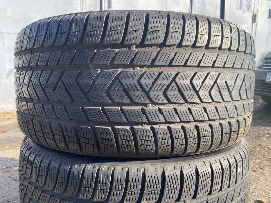 Шины 295/35/21 пара бу пирелли