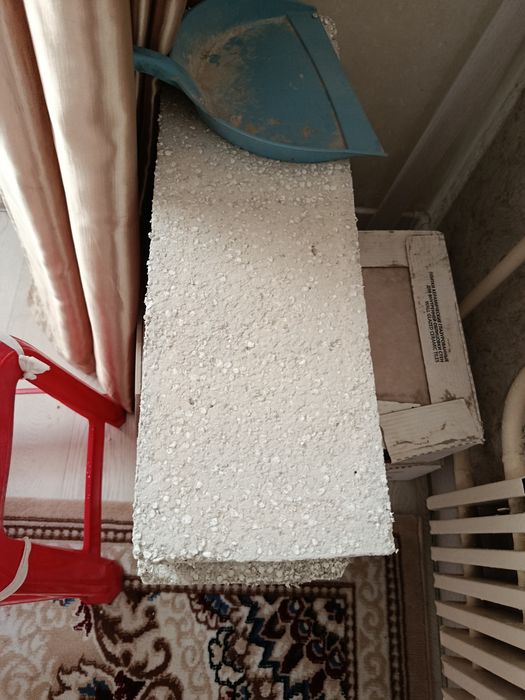 Кафель 20*30 бежевый 3 коробки ,пенаблок  4 шт