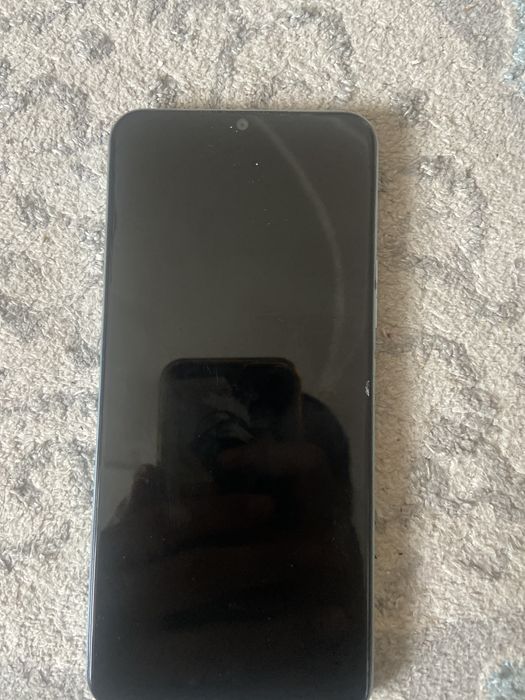 Продам Vivo Y21
