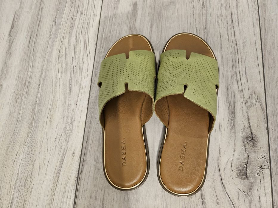 Papuci piele verde deschis 37