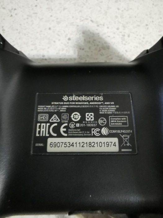 Геймпады, Steelseries Stratus Duo и Sony Dualsense PS5