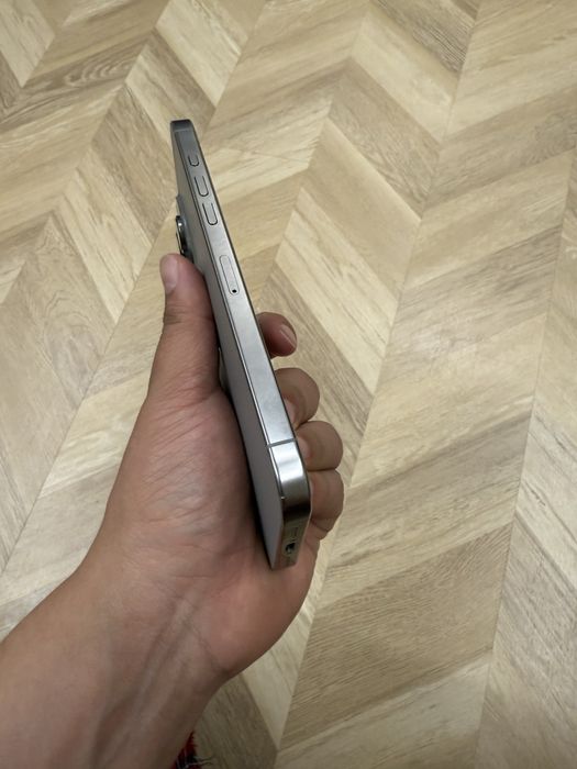 Продам iphone 16 pro max 256