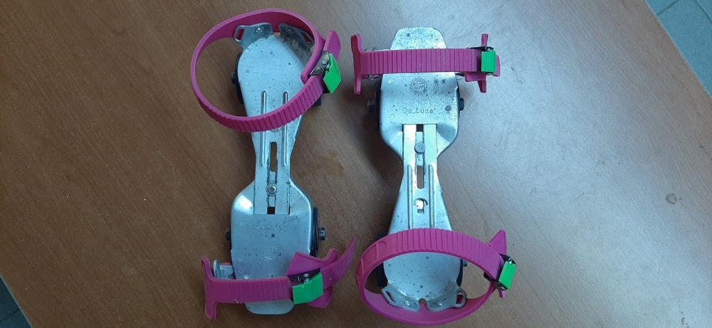 Role vara skates patine