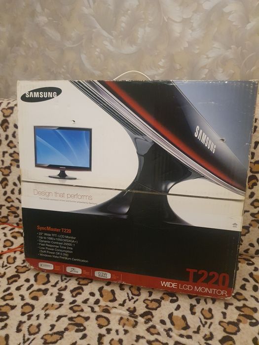 Монитор Samsung t220