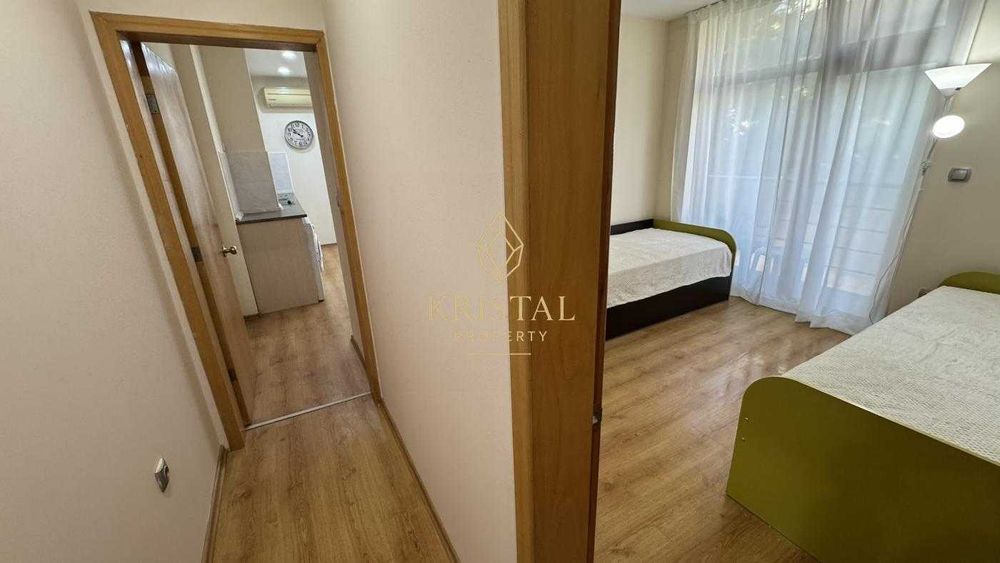ID: 184 Продава се апартамент с две спални близо до морето в курортния град Свети Влас