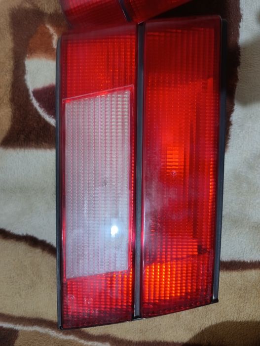 Фары задние на БМВ Е34 универсал