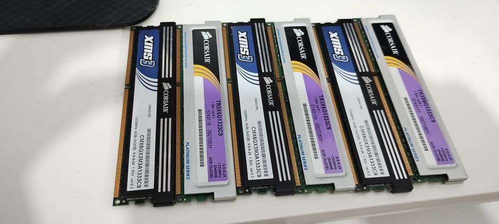 Memorie DDR3 de 2x2GB