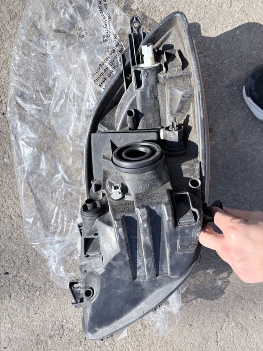 Фар за toyota yaris 2009 P9