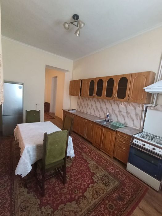 Kvartira student qizlarga Bulvar!!