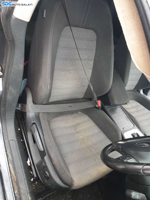 Interior Textil Scaune Fata Stanga Dreapta si Bancheta Sezut cu Spatar Volkswagen Passat CC 2008 - 2012 [0394]