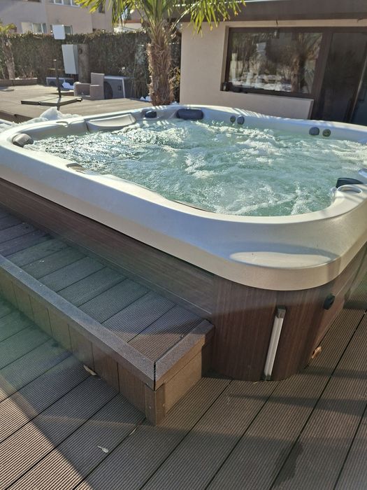Hidromasaj - Jacuzzi J365