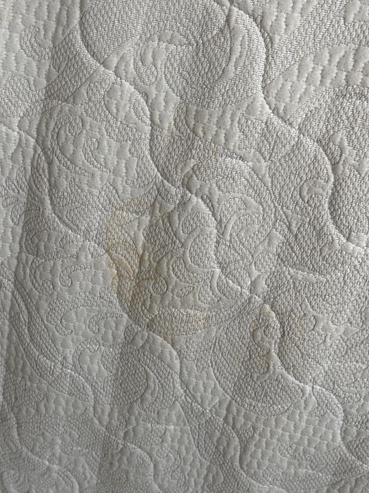 Матрас на двуспальная БЕСПЛАТНО