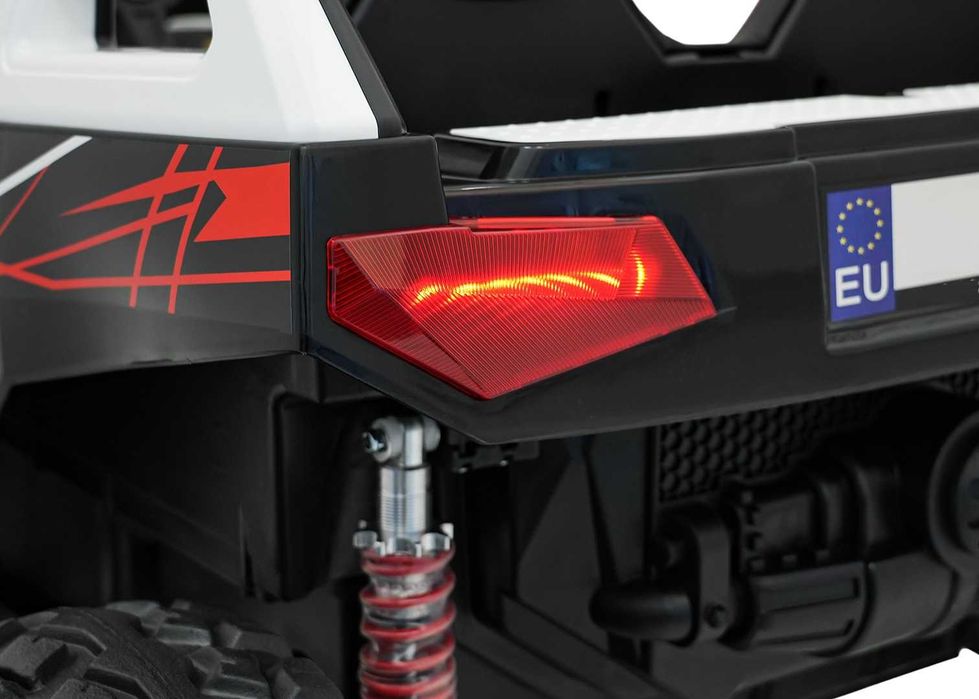 Акумулаторен Двуместен джип UTV OFF-ROAD arrival 4X4 ,24V,690W