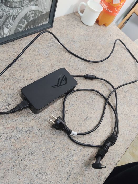 Laptop Asus Rog G17 Ryzen9 6900HX, RTX 3070 TI, 360hz display