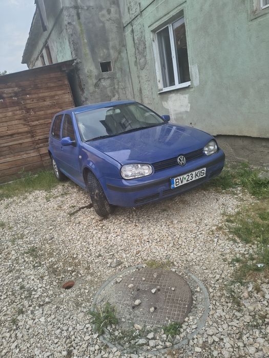 Vând golf 4 gpl motor 1.6