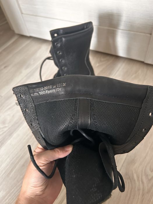 Продам берцы 37 р.