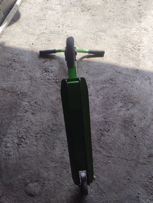 Продам самокат трюковой