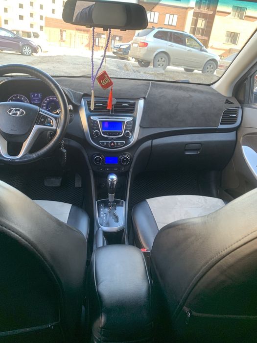 Автомобиль Хундай Акцент