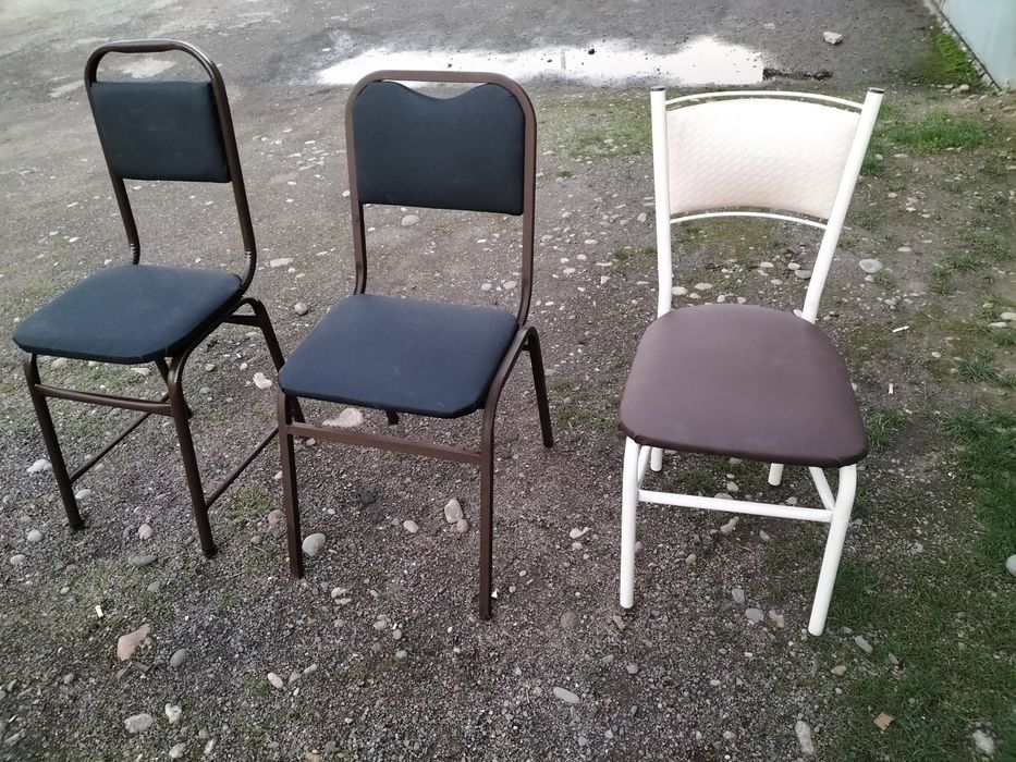 Продается стулья.