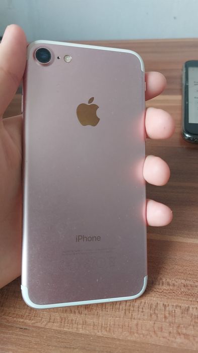 Iphone 7,Iphone Se,Samsung