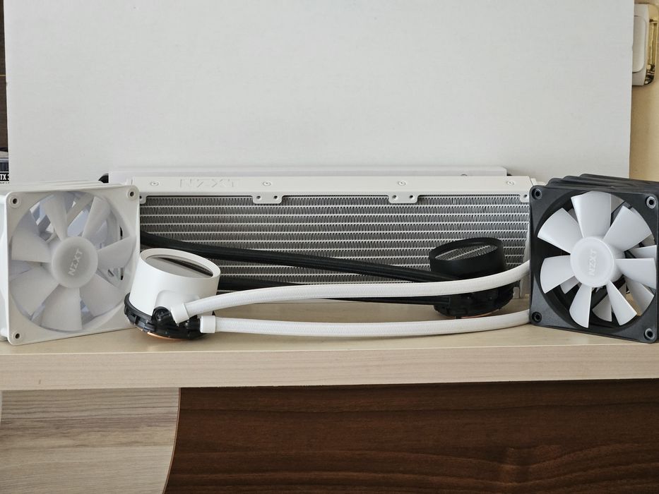 NZXT Kraken 360 RGB LCD / White / Black / Elite / NON-RGB