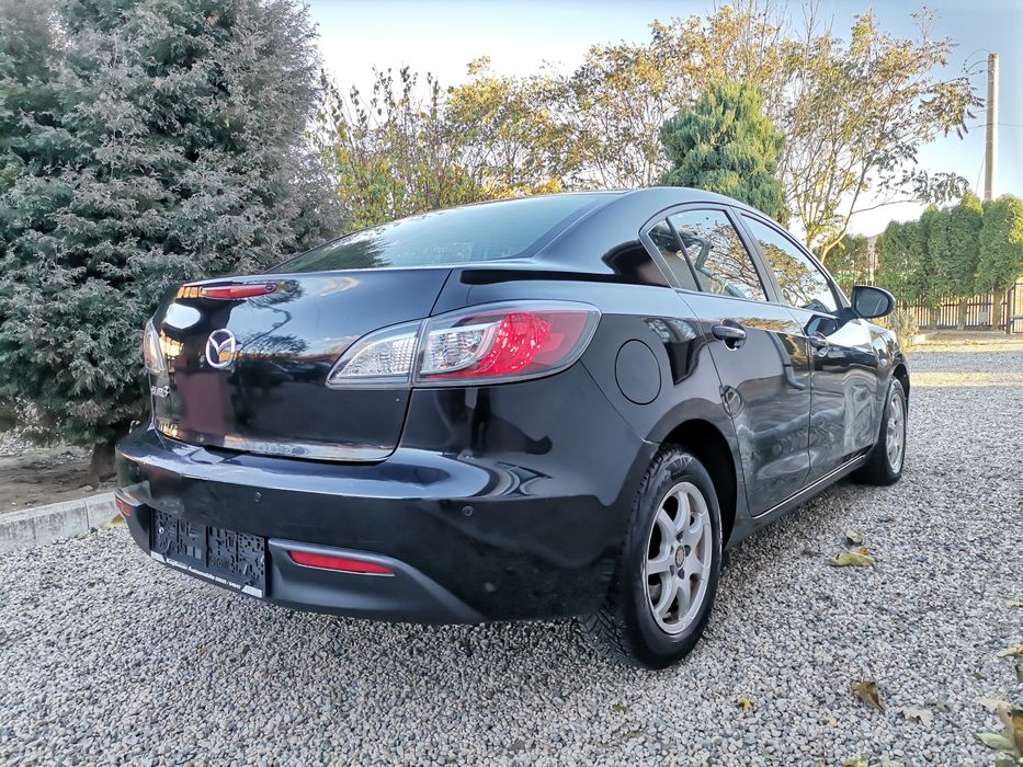 Mazda 3 Limousine 1.6 diesel euro 5 an 2010  dublu Climatronic