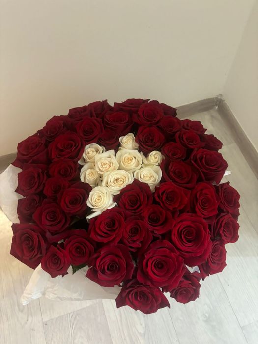 Гүл шоғы сатылады цветы