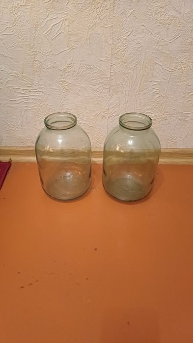 Отдам бесплатно банки
