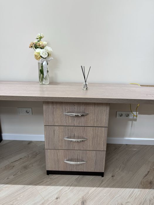 Компьютерный стол на 2 места