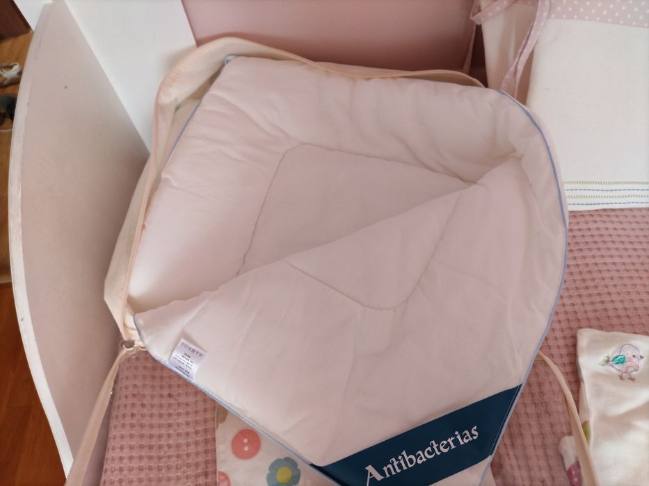 Луксозен бебешки спален комплект