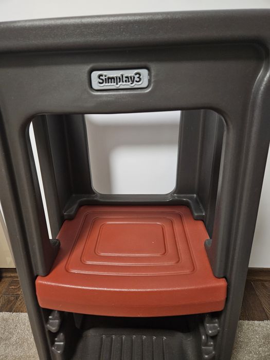 Кула за бебета и деца