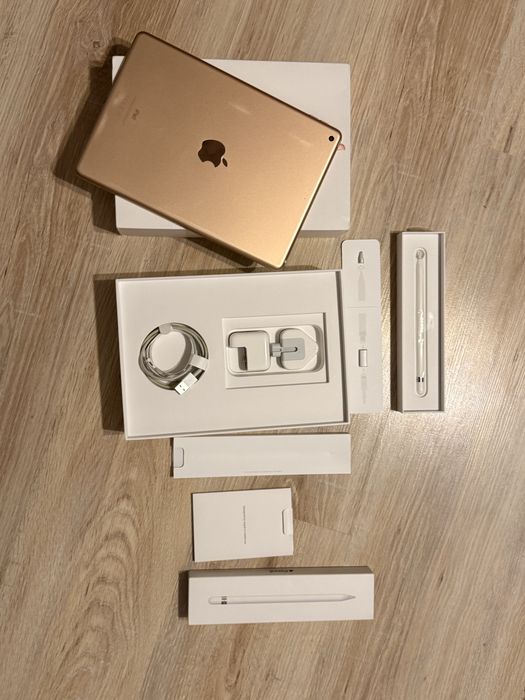 iPad 7 (10.2”) 32GB Wi-Fi + Apple Pencil Gen 1 NOU în cutie