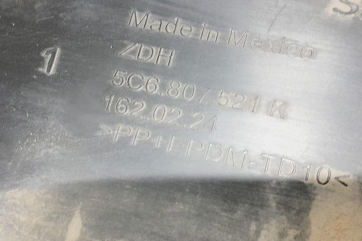 Bara spate 5c6807521k Volkswagen VW Jetta 6 (facelift)  [din 2014 pana  2018] seria