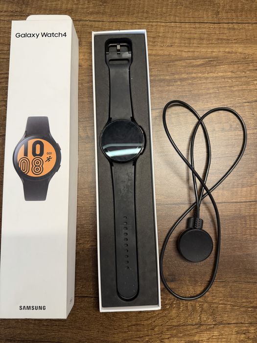 Samsung Galaxy Watch 4