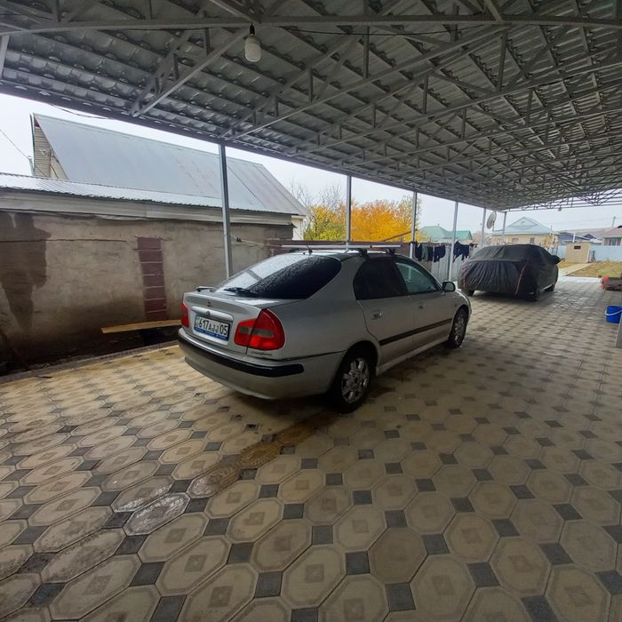 Машина срошна сатылады