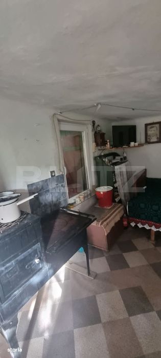 Casa cu doua corpuri