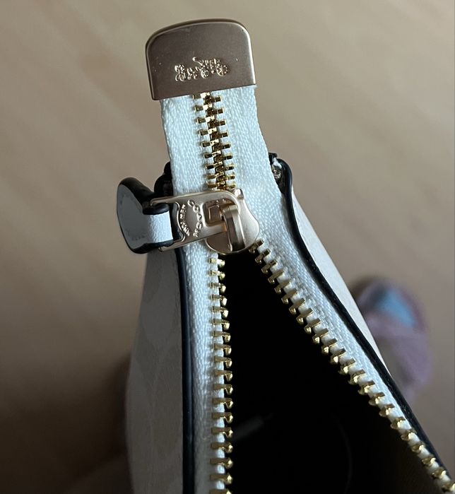 Geanta de umar Coach