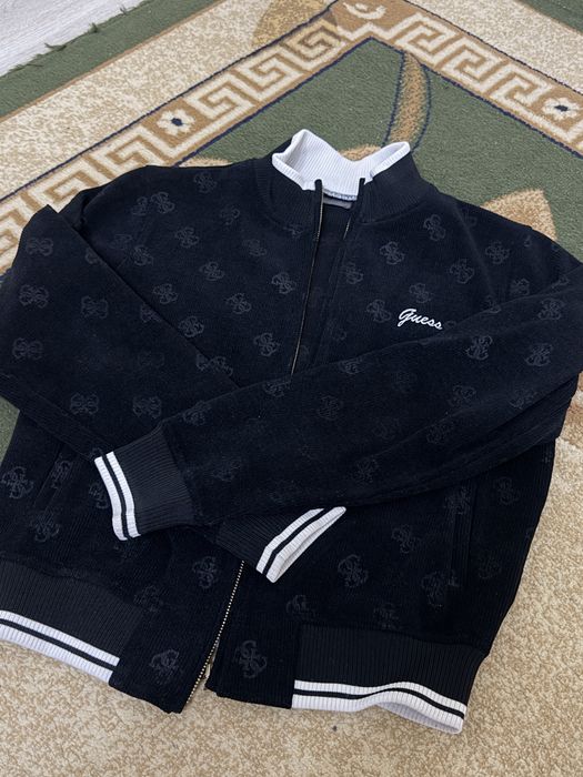Бомбер guess оригинал в размере s