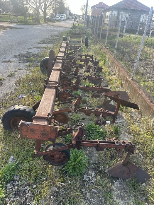 Плуг за трактор и култиватор