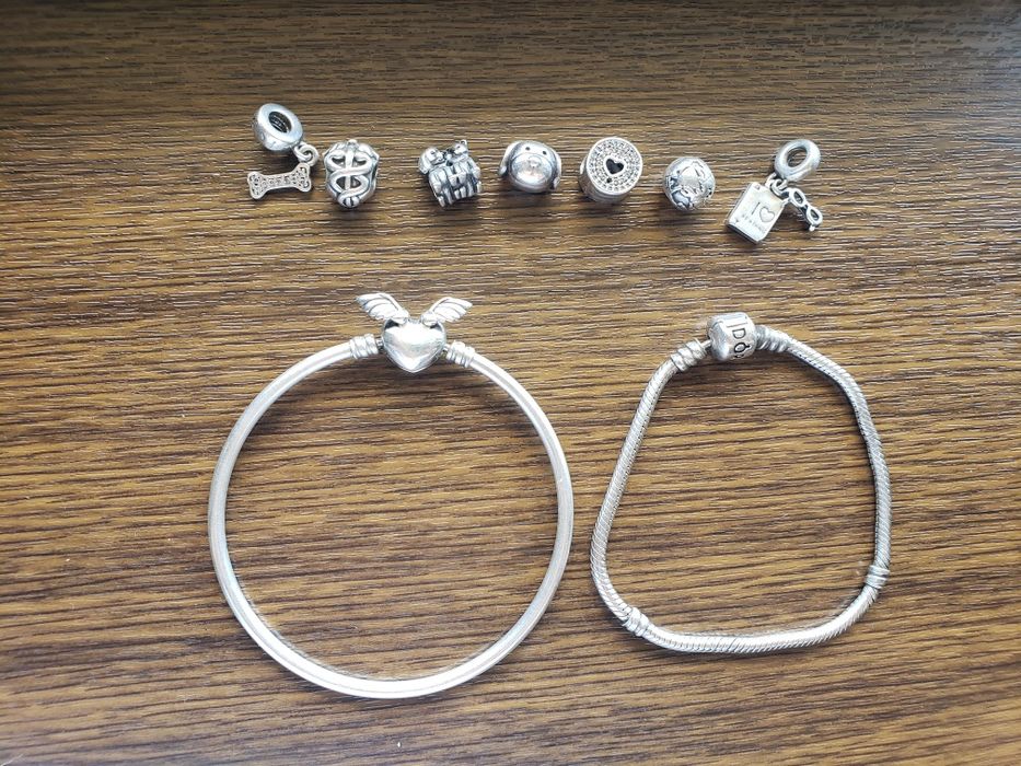 Bratari si charmuri Pandora